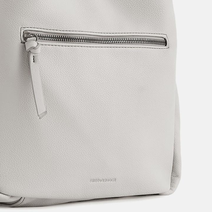 Actual product image FredsBruder Bestie Schultertasche Leder 28 cm