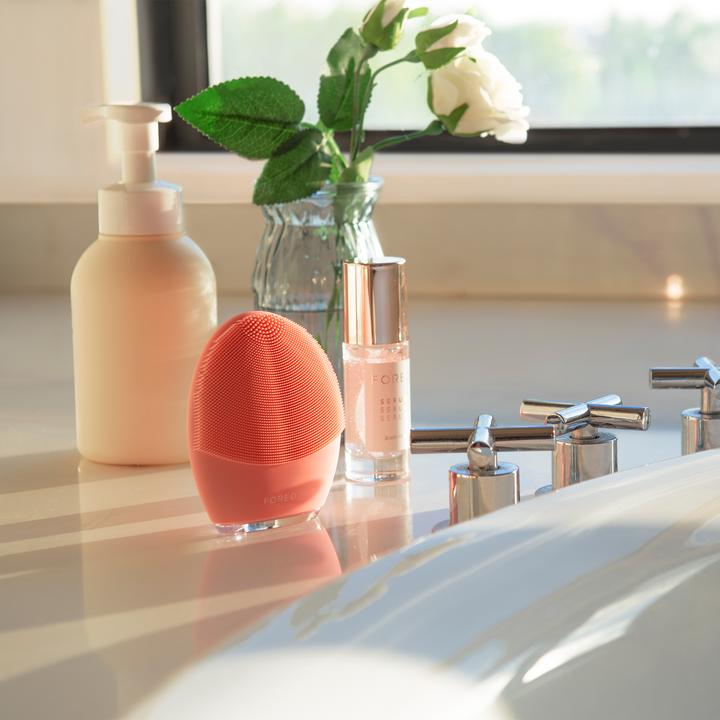 Actual product image Foreo Luna 4