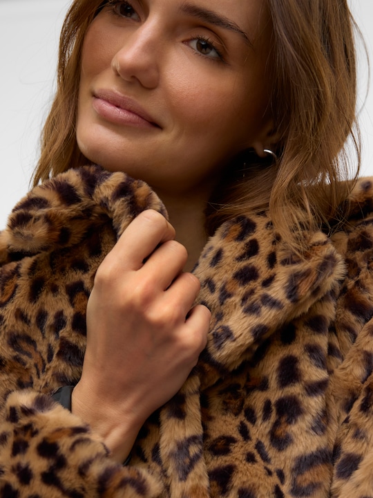Produktbild Vero Moda VMLISSY Jacke Kunstpelzjacke (M)