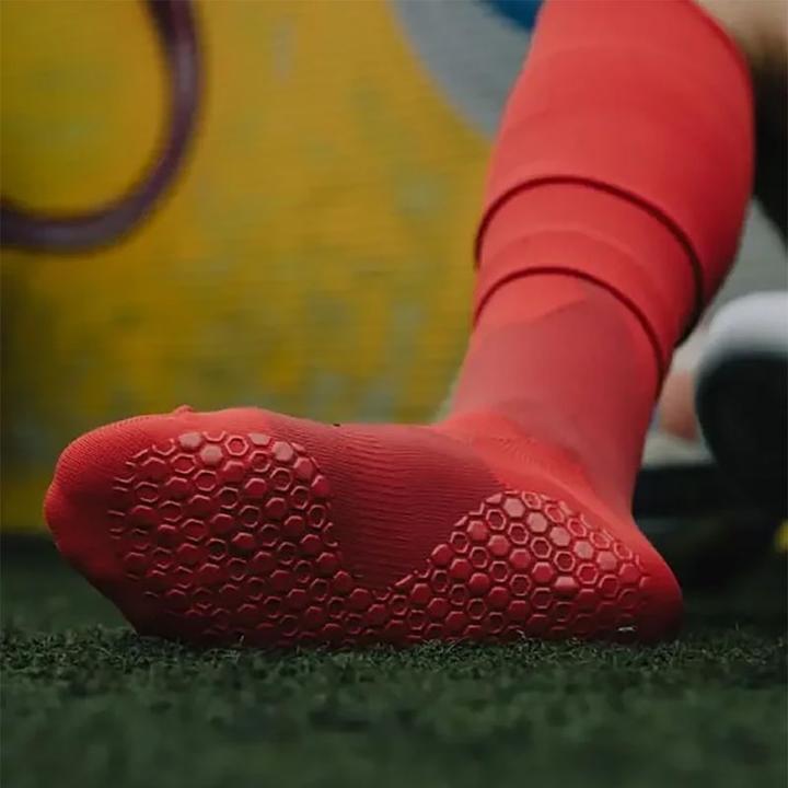 Actual product image NovoSoxx Fussballsocken Gr. 42-47 Grip Socken Fussball Strümpfe GripSoxx Rot (42 - 47)