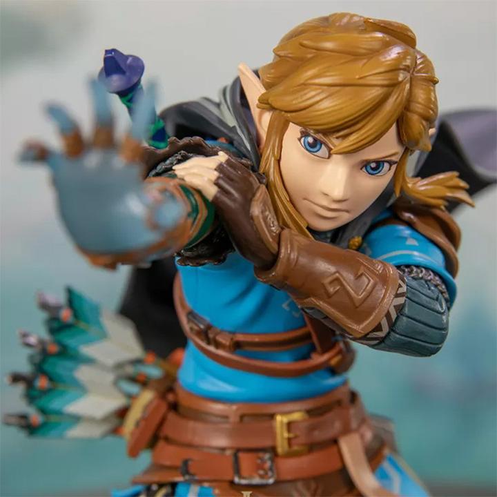 Actual product image First 4 Figures The Legend of Zelda: Tears of the Kingdom PVC Statue Link 18 cm