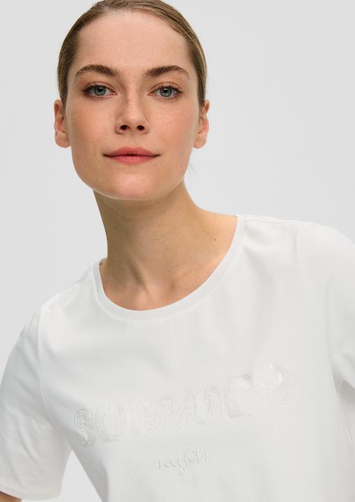 Produktbild S.Oliver T-Shirt T-Shirt aus Baumwollstretch mit Paillettenstickerei (46)