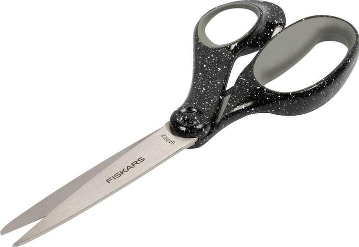 Actual product image Fiskars 1067867 Scissors for teenagers, right-handed, black/grey (20 cm)