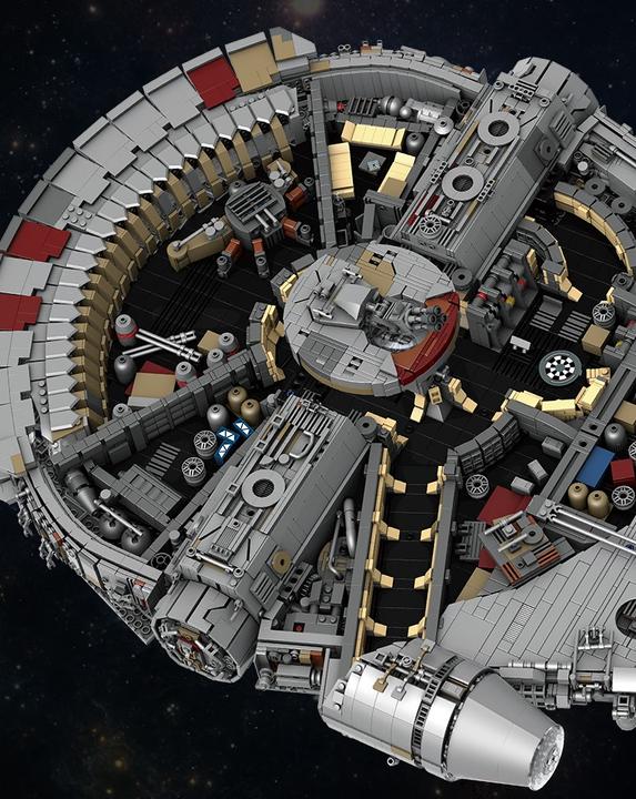 Actual product image Mould King Millennium Starship
