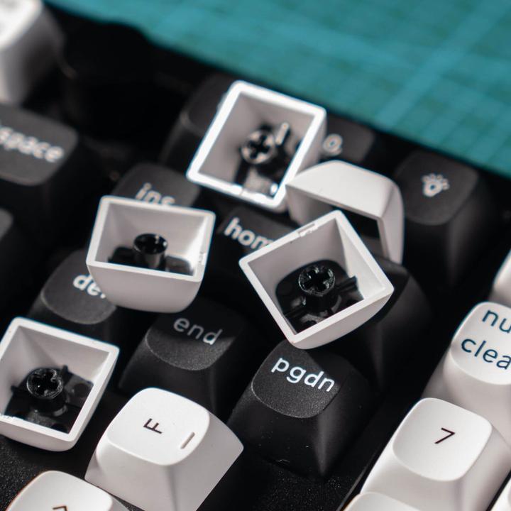 Produktbild Keychron Q6 HE (CH, Kabellos, Kabelgebunden)