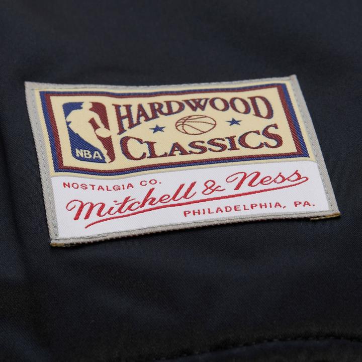 Image du produit Mitchell & Ness M&N Satin Bomber Veste - Los Angeles Lakers Shaquille O’Neal (L)