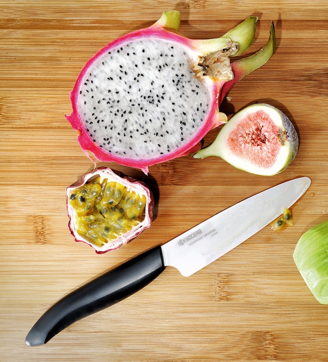 Actual product image Kyocera GEN fruit and vegetable ceramic knife (11 cm)