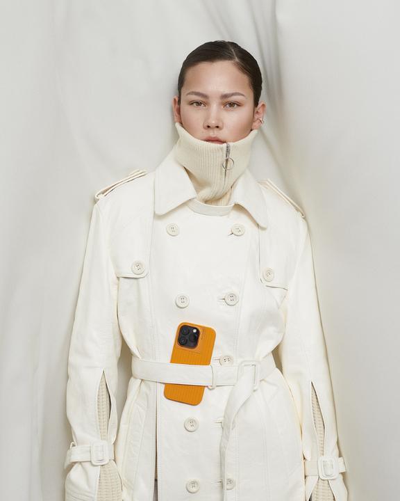 Image du produit Nudient Coque arrière Bold Case iPhone 15 Pro Tangerine Orange (Apple iPhone 15 Pro)