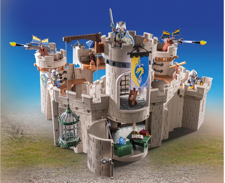 Actual product image Playmobil Arwynn's Castle (71642, Playmobil Novelmore)