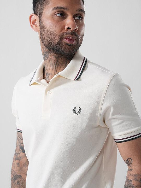 Produktbild Fred Perry Polo mit Doppelbande (XL)