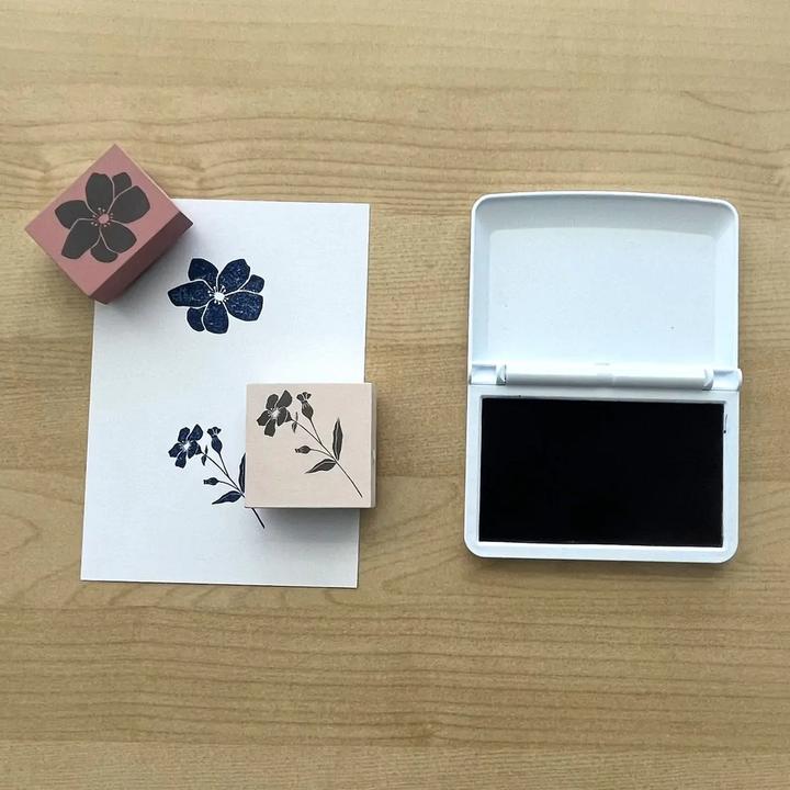 Actual product image Colop Make 1 Noble Blue stamp pad