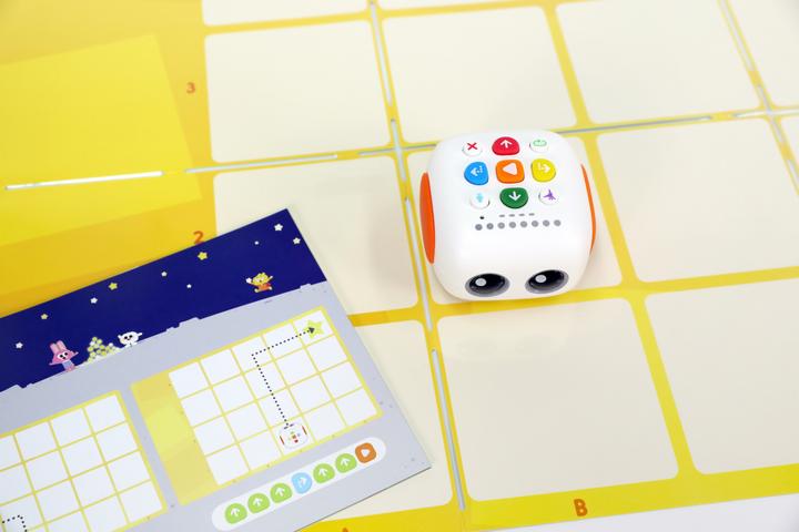 Produktbild MatataLab Matatastudion MINT Roboter "Tale-Bot Pro" ab 3 Jahren - neu