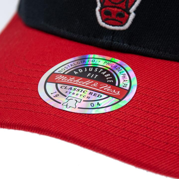 Produktbild Mitchell & Ness M&N Stretch Snapback Classic Red Cap - Chicago Bulls Schwarz (One Size)