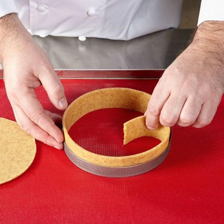 Immagine prodotto Pavoni Anello per torta perforato, Ø 15 cm (15 cm)