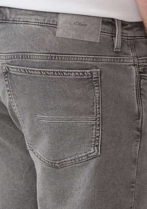 Produktbild S.Oliver Jeans-Hose Jeans-Bermuda / Regular Fit / Mid Rise / Straight Leg (44)