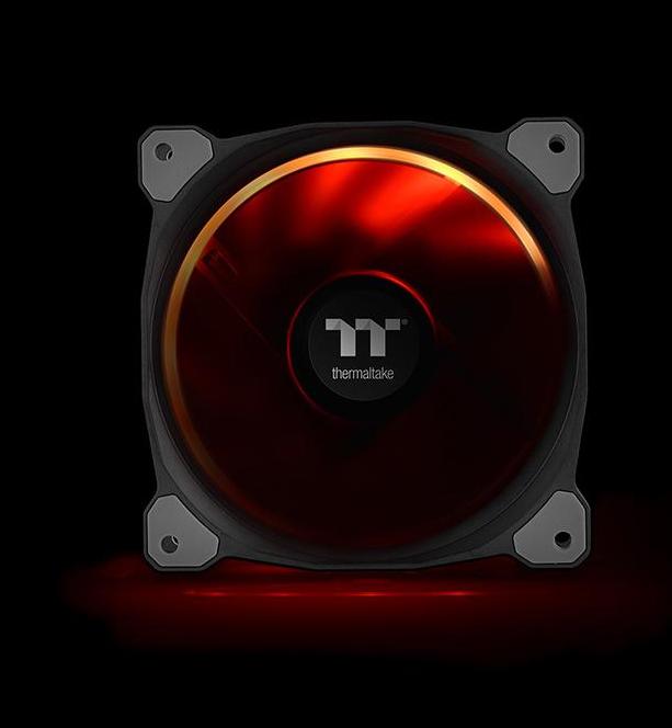 Immagine prodotto Thermaltake Riing Plus 12 RGB TT Premium Edition (120 mm, 5 x)