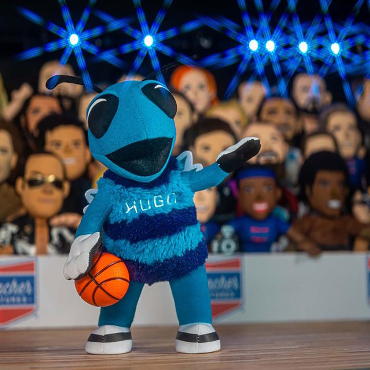 Produktbild Bleacher Creatures Plüschfigur Charlotte Hornets Hugo