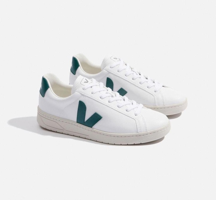 Actual product image Veja Urca Cwl (41)