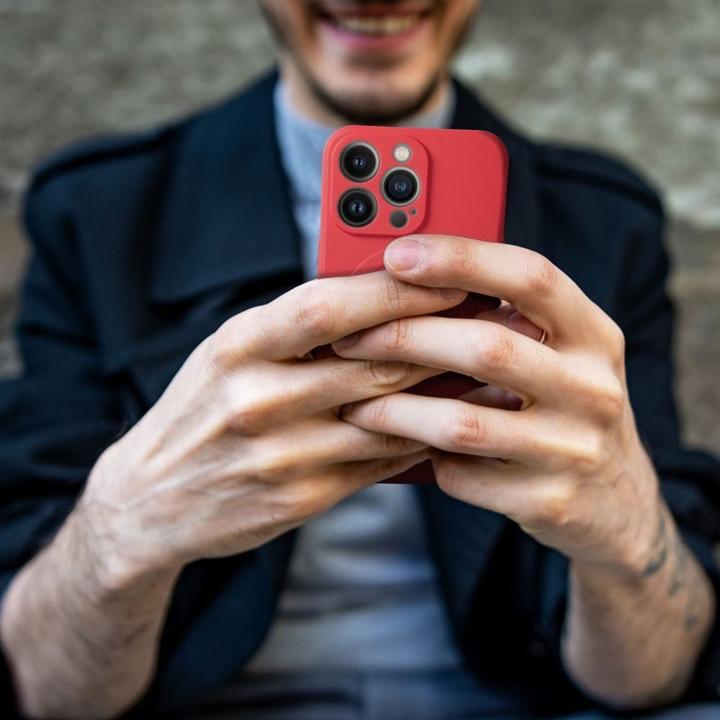 Actual product image OEM Back panel cover SILICONE MAG COVER case compatible with MagSafe for IPHONE 13 Pro Max red (Apple iPhone 13 Pro Max)