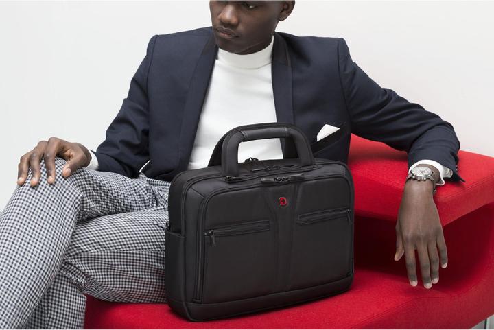 Actual product image Wenger BC Pro (15.98", Universal)