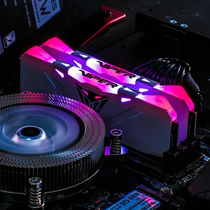 Produktbild Patriot Viper RGB (2 x 8GB, 2666 MHz, DDR4-RAM, DIMM)