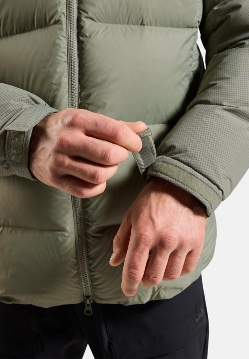 Produktbild Odlo Ascent Daunenjacke mit Kapuze (M)