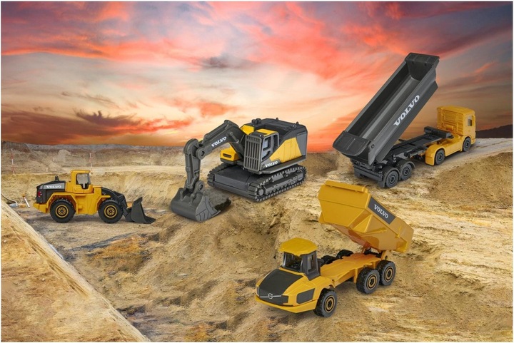Actual product image Majorette Volvo work vehicles gift box