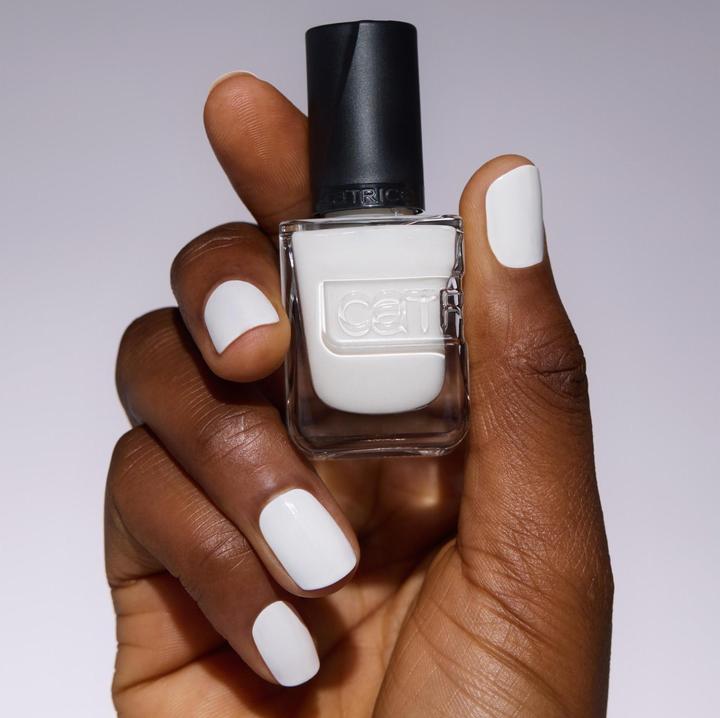 Actual product image Catrice Gel Affair Nail Lacquer No. 001 White Long-Lasting (001 Ibiza Feeling, Gel-Effect Nail Polish)