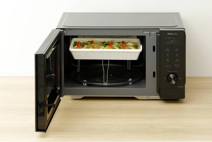 Actual product image Panasonic NN-GD35QBEPG Mikrowelle Schwarz 1300 W (29 l)