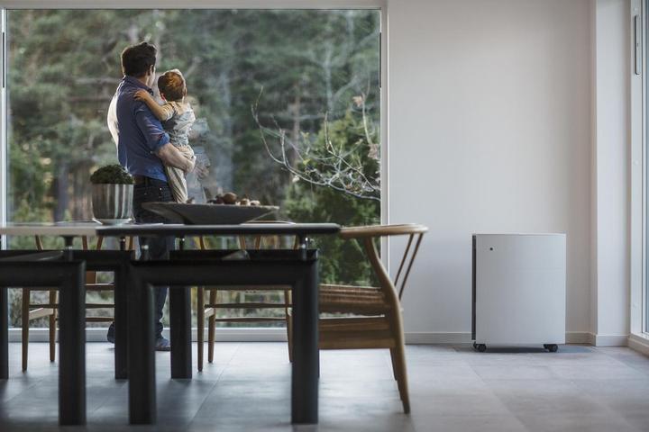 Produktbild Blueair 605 Smokestop (Aktivkohle-HEPA-Filter) WiFi (72 m²)