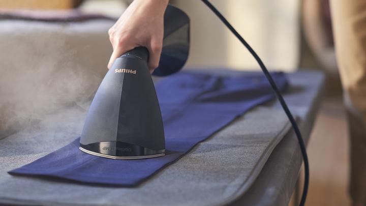 Actual product image Philips Portable steam straightener for lying and hanging clothes (1600 W, 32 g/min)