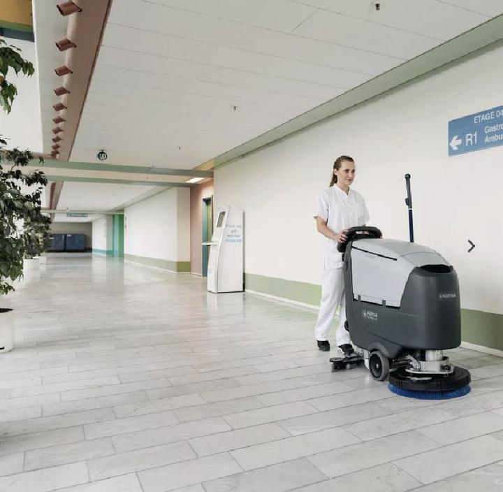 Immagine prodotto Nilfisk Lavasciuga pavimenti SC500 FP Li-Ion Completa