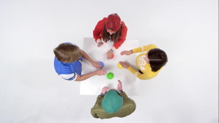 Immagine prodotto HCM Kinzel HCM55153 - Tap It, gioco per bambini, per 1-8 giocatori, dai 6 anni in su (Tedesco)