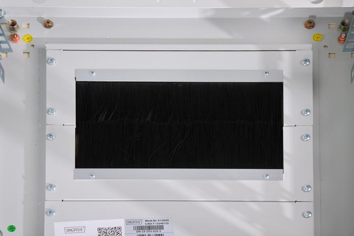 Produktbild Digitus DN-19 22U-6/6-1 Netzwerkschrank (22 HE, 19 Zoll Rack)