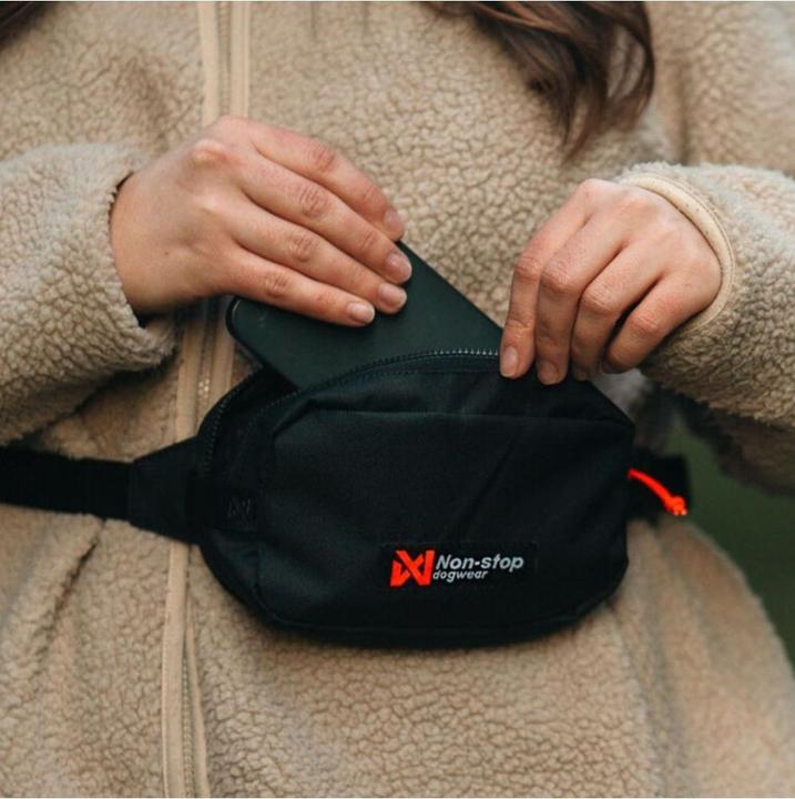 Actual product image Non-Stop Dogwear Non-Stop - Trail Quest belt bag - Black (One size, Agility)