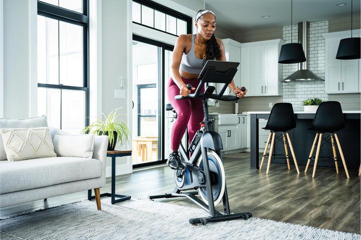 Actual product image Horizon Fitness 5.0 Indoor Cycle