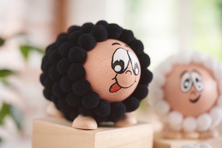 Actual product image VBS Wooden hemispheres without hole, 10 pieces