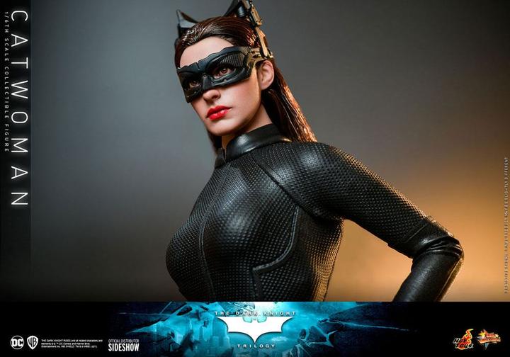 Actual product image Hot Toys The Dark Knight Trilogy figurine Movie Masterpiece 1/6 Catwoman 29 cm