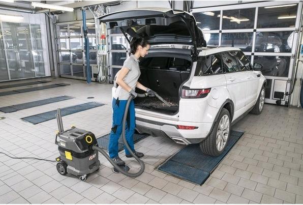 Actual product image Kärcher Professional NT30/1 Tact L (Wet dry vacuum cleaner)