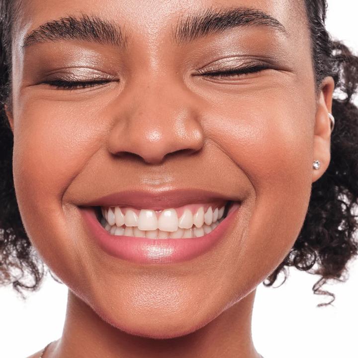 Actual product image essence soft touch duo eyeshadow (#F9CC9E, Mocha Muse)