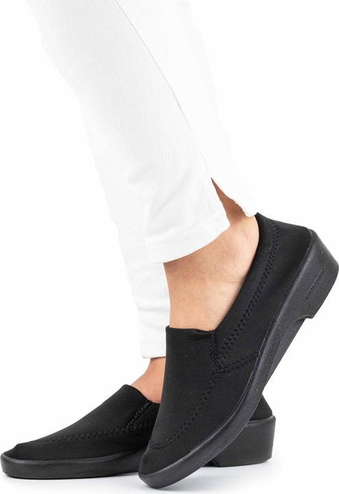 Actual product image Arcopedico Slipper - 106680 (40)