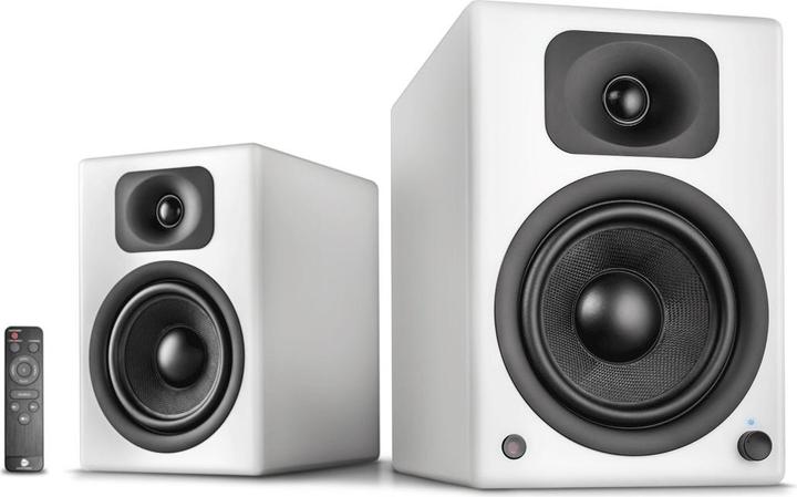 Actual product image Wavemaster Two Pro (1 pair, 110 W)