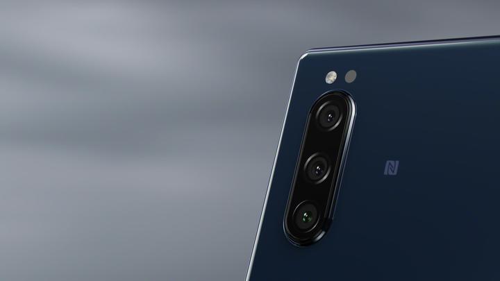 Immagine prodotto Sony Xperia 5 (128 GB, Azzurro, 6.10", Doppia SIM Ibrida, 12 Mpx, 4G)