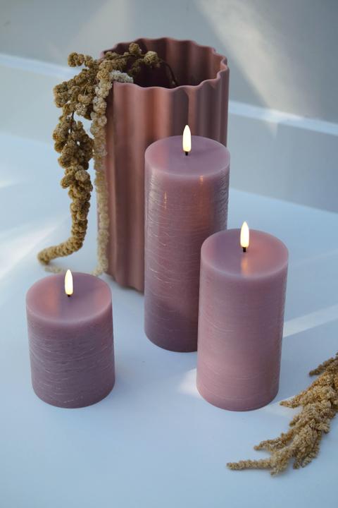 Actual product image Piffany Copenhagen Uyuni - LED pillar candle - Light lavender, Rustic - 7,8x20,3 cm (UL-PI-LL78020) (1 x)