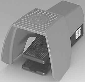Produktbild Bernstein Fußschalter 1 Pedal rastend