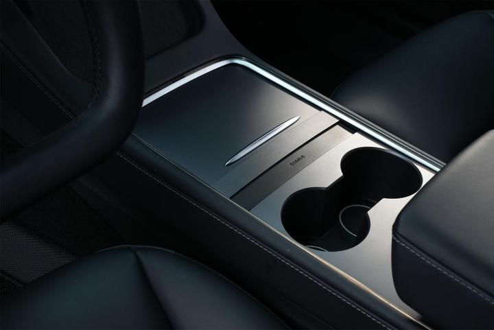 Image du produit Baseus T-Space Series USB-HUB pour Tesla Model 3