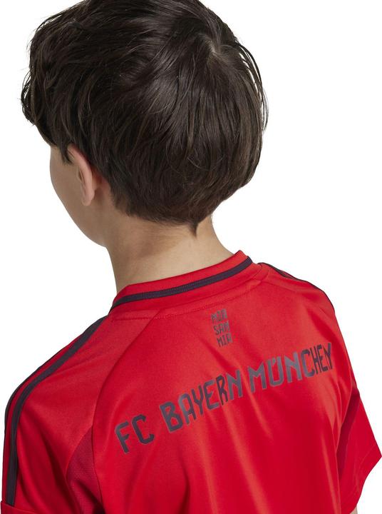 Actual product image Adidas Home FC Bayern (140)