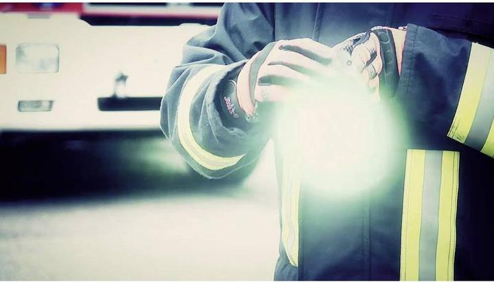 Produktbild Eisemann LED-Akku-Handscheinwerfer HSE7 EX Fr EX-Zonen: 1, 2, 21 und 22 Power LED Zone 1 II 2 G... (17.90 cm, 210 lm)