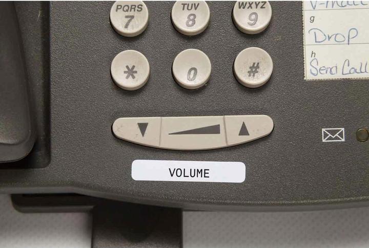 Actual product image Brady THT-18-423-3, polyester, white, 76.2 x 25.4mm, permanent, 1-lane(3000 E.) (030134) (7.62 cm)