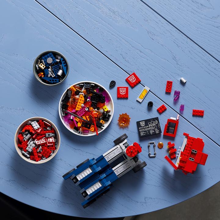 Immagine prodotto LEGO Optimus Prime (10302, LEGO Icons, Set LEGO rari)